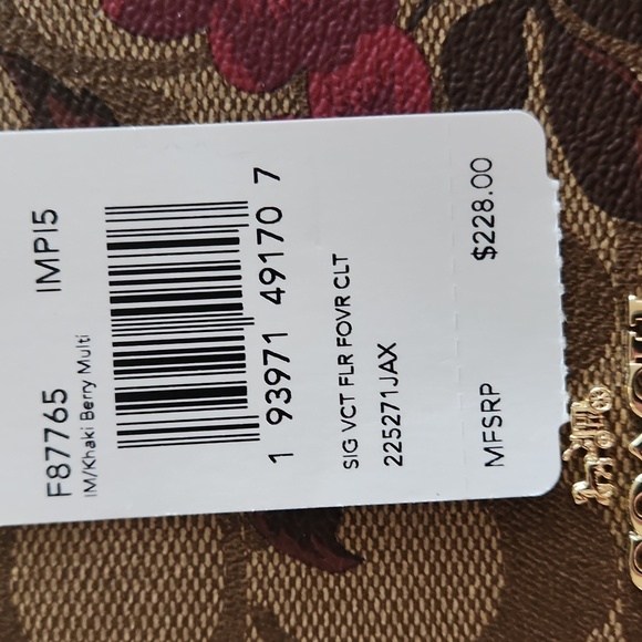 Beautiful NWT Coach Victorian Floral Hayden Berry Foldover Crossbody Clutch 🌺♥️ - Picture 17 of 17